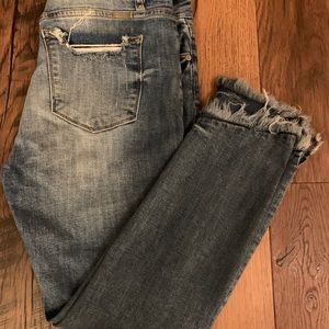 Kancan Midrise Fray Hem Jeans